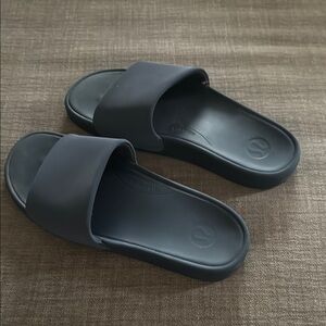 Lululemon Athletica Dark Gray Slide Sandals